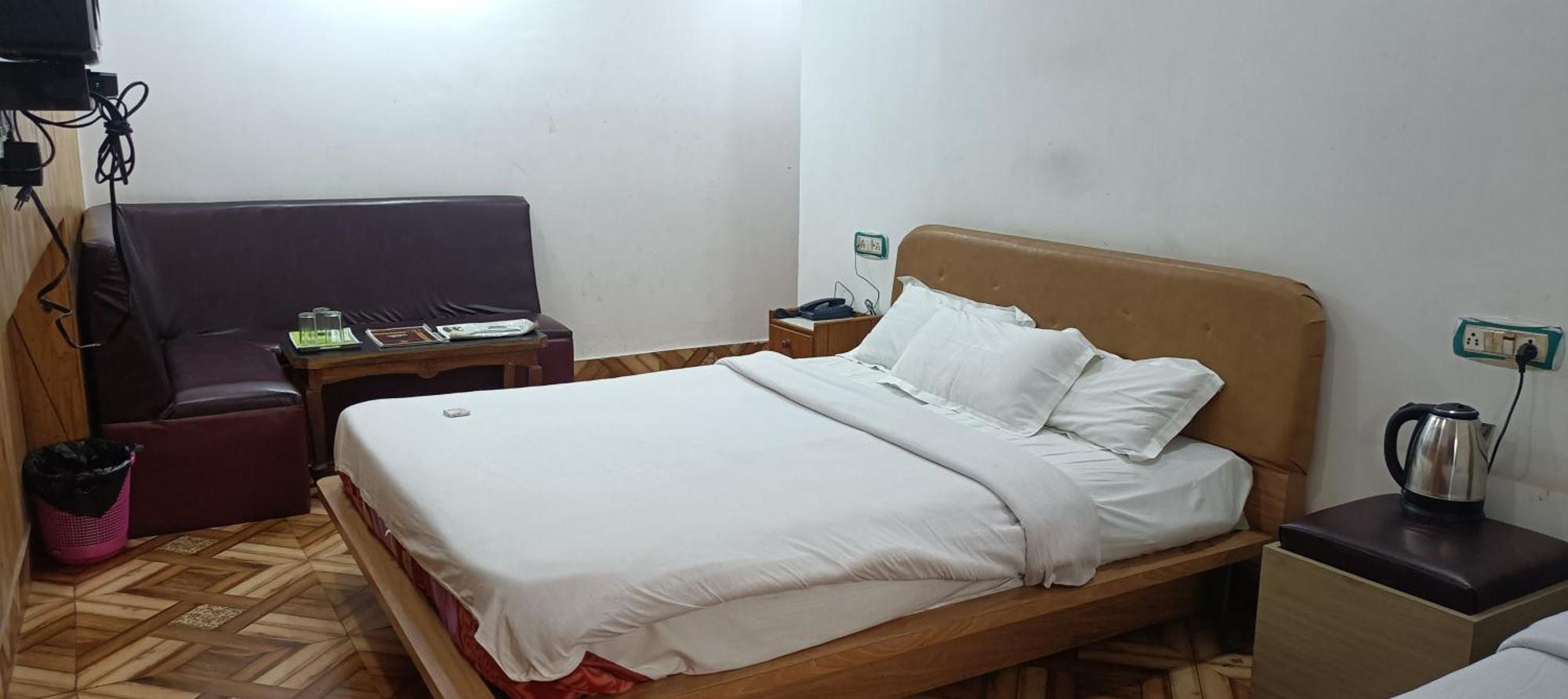 Hotel Assembly شيلونغ المظهر الخارجي الصورة